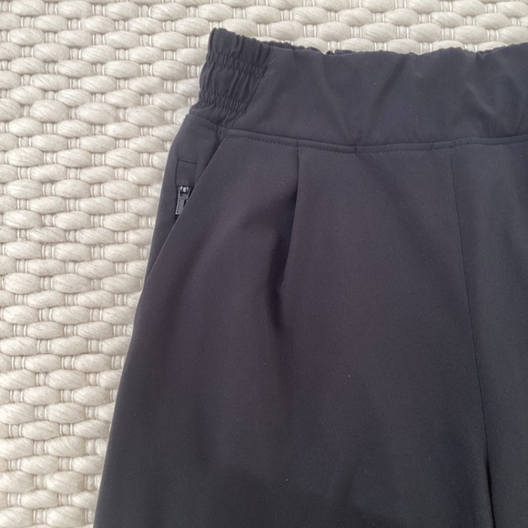Athleta Women’s Brooklyn Wide Leg Crop Black Pant Size 00 Elastic Waist Travel - Picture 5 of 12